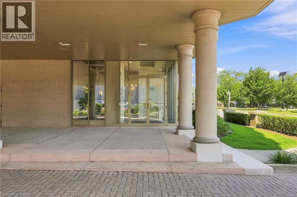 #2W 174 MOUNTAIN PARK Avenue - 45