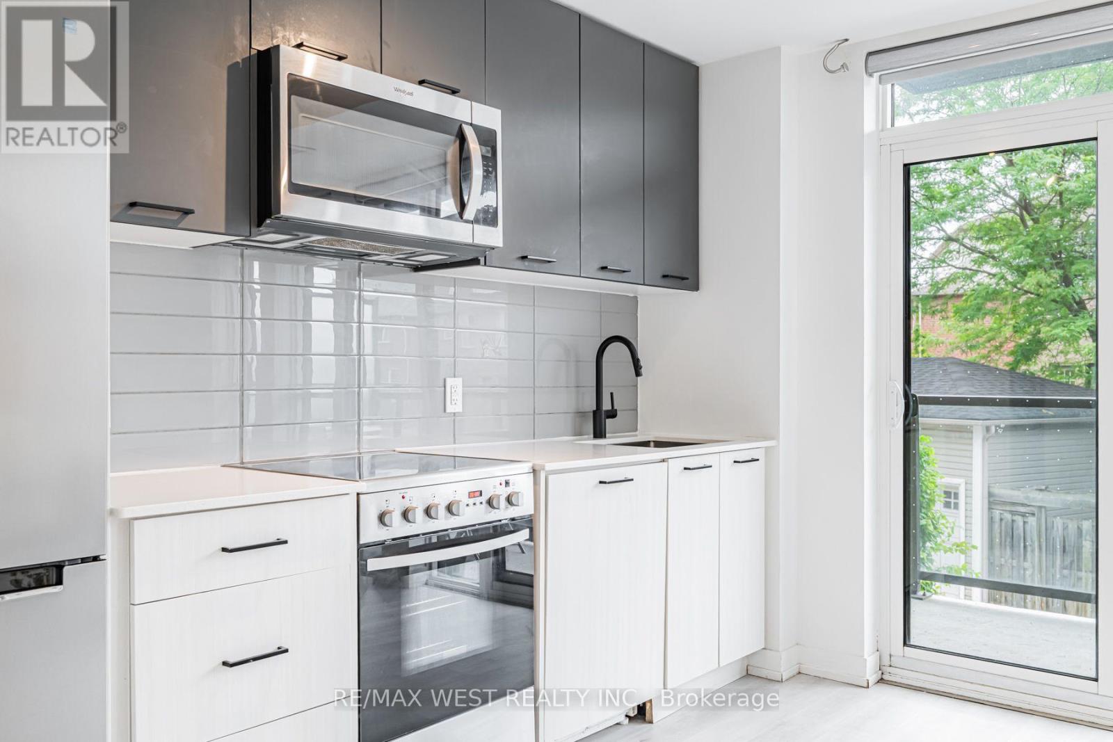 #211 2300 ST CLAIR AVENUE W - 3