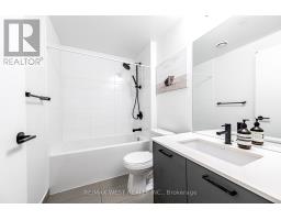 211 - 2300 St Clair Avenue W, Toronto, ON M6N0B3 Photo 8
