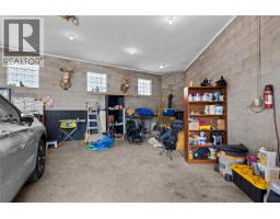 1643 Traut Court, Kelowna, BC V1P1E6 Photo 31