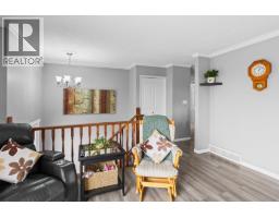 4pc Bathroom - 1643 Traut Court, Kelowna, BC V1P1E6 Photo 14