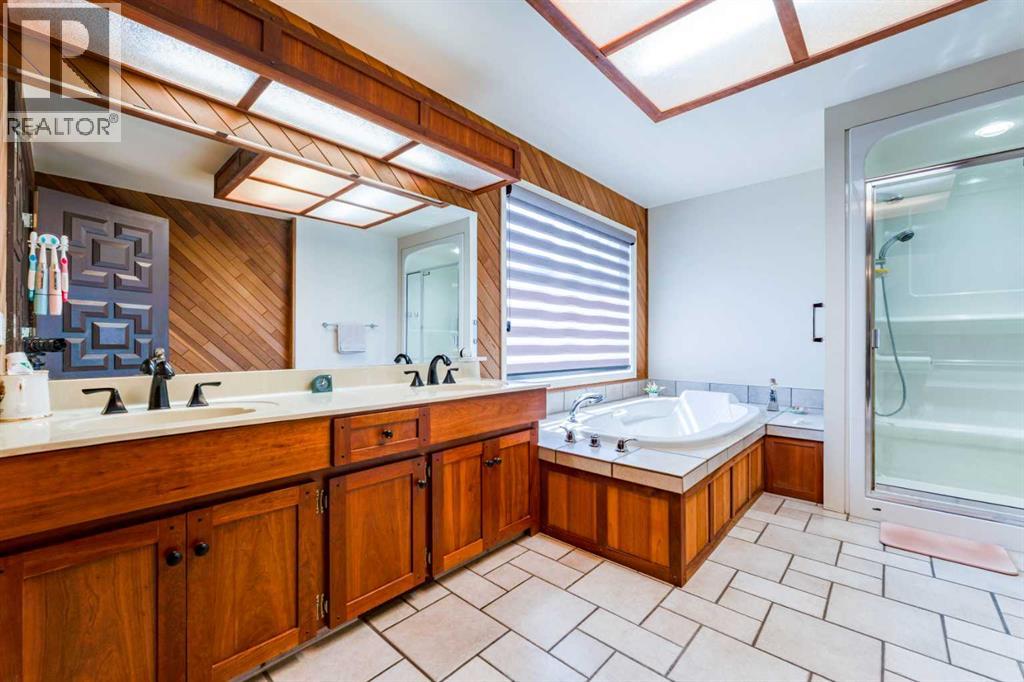 240 Canterville Drive SW - Image 25