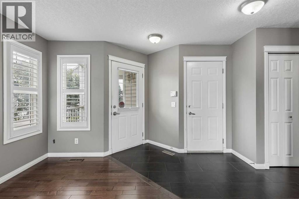 139 Hidden Creek Gardens NW - 3