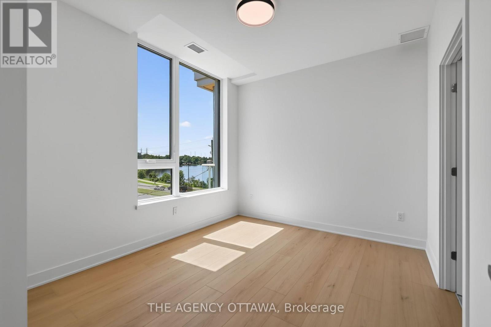 2 Bed, 2 Bath Apartment for Sale in Ottawa – 303 – 3085 RIVERSIDE DRIVE, Ottawa – MLS# X13654608 - Image 12