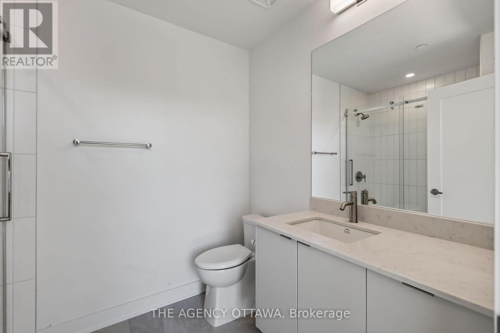 2 Bed, 2 Bath Apartment for Sale in Ottawa – 303 – 3085 RIVERSIDE DRIVE, Ottawa – MLS# X13654608 - Image 13