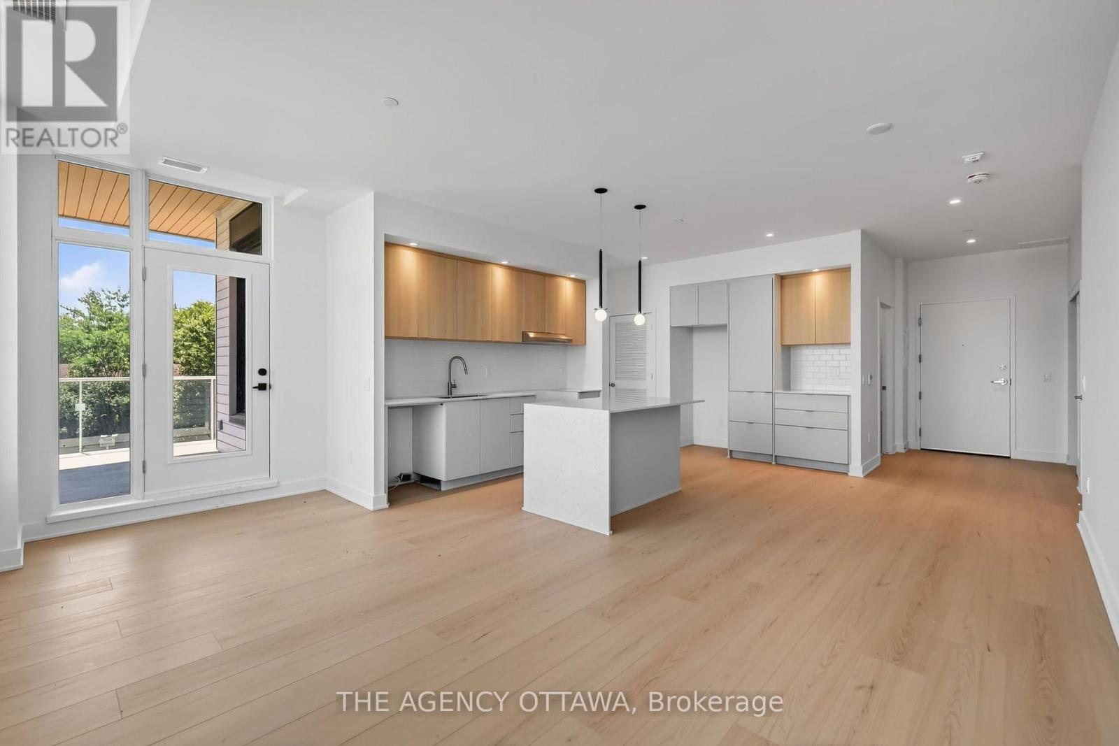 2 Bed, 2 Bath Apartment for Sale in Ottawa – 303 – 3085 RIVERSIDE DRIVE, Ottawa – MLS# X13654608 - Image 6