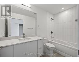 Bathroom - 303 - 3085 Riverside Drive, Ottawa, ON K1V9R2 Photo 8
