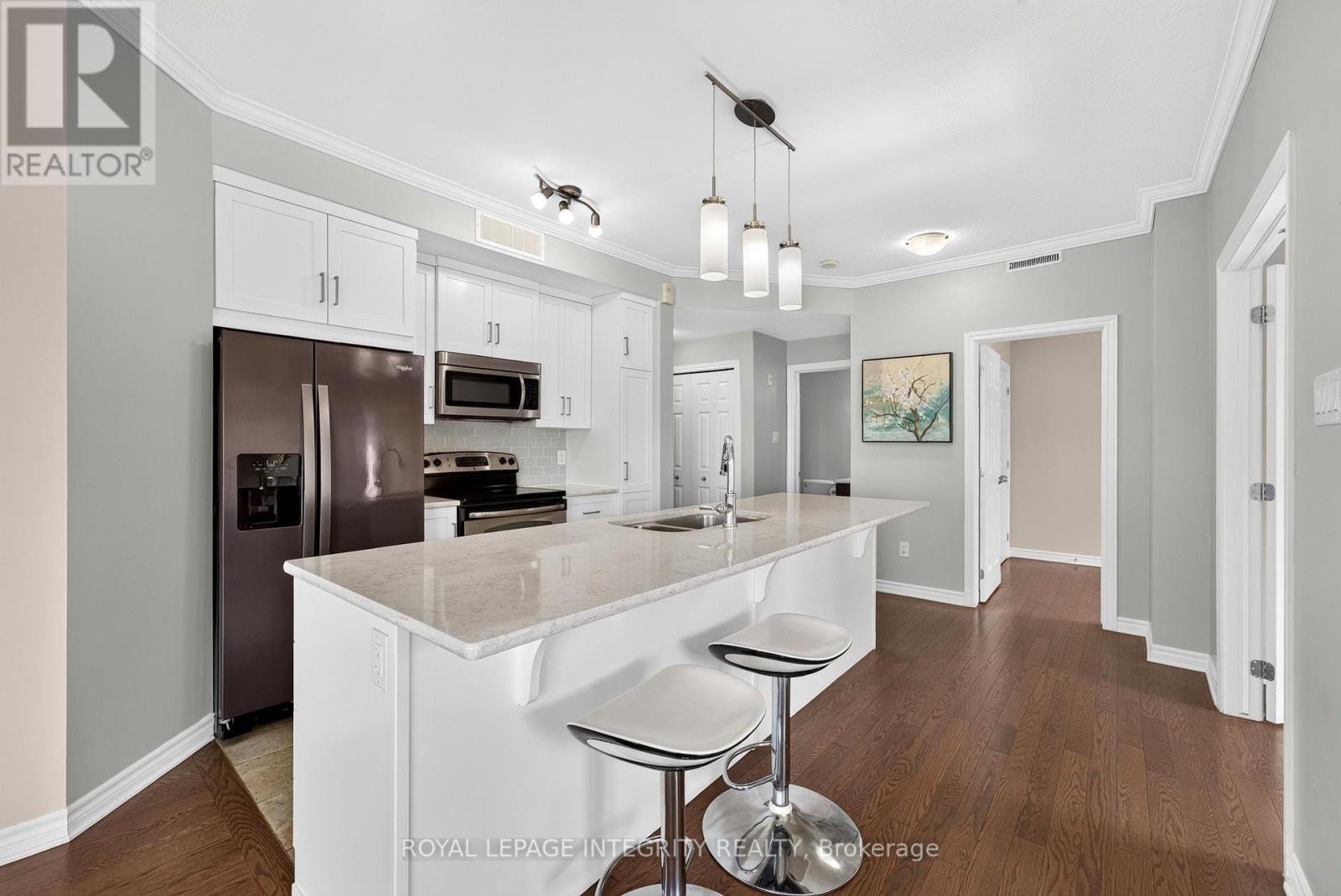 2 Bed, 2 Bath Apartment for Rent in Ottawa – 304 – 140 GUELPH PRIVATE, Ottawa – MLS# X13654642 - Image 9