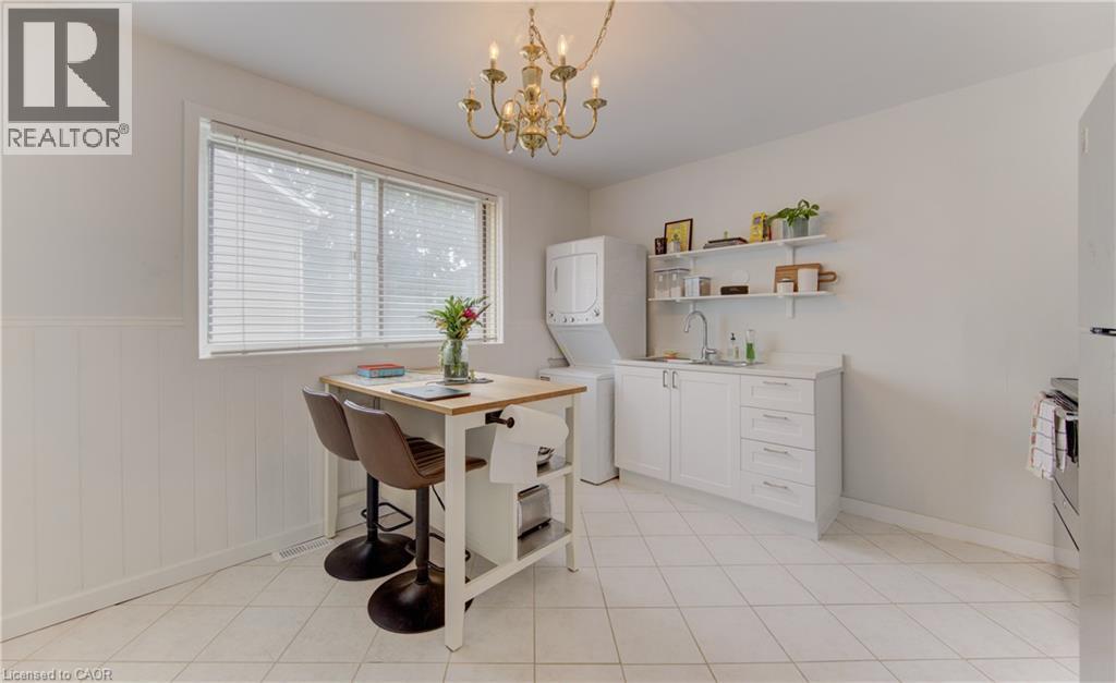 125 MARGARET Avenue — photo 3