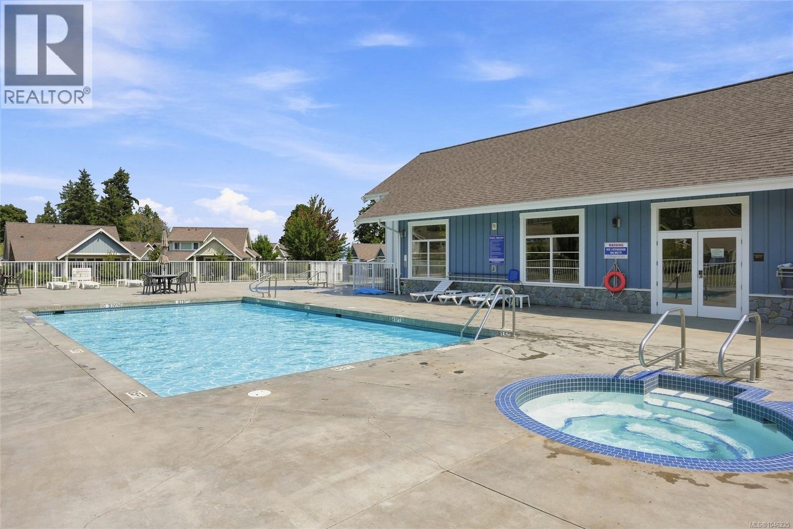 #61 5251 Island Hwy W - 50