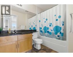 18 Royal Crest Way Nw, Calgary, AB T3G4M8 Photo 26