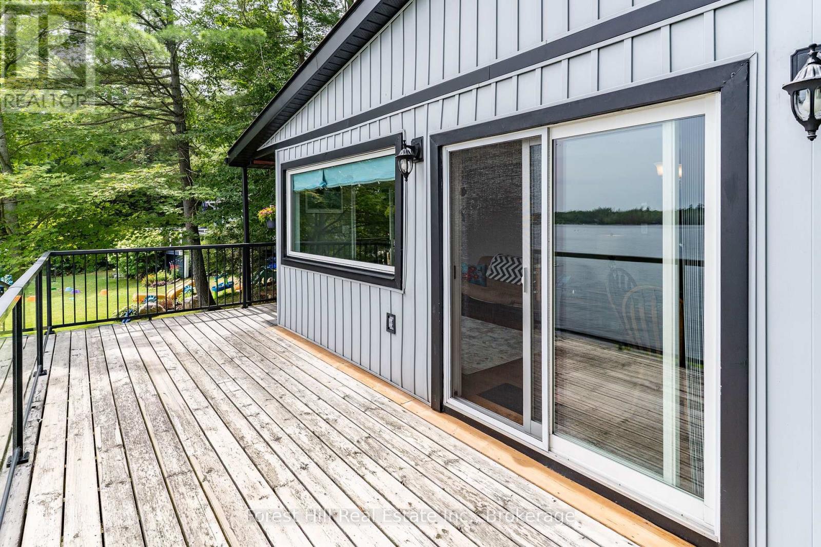 1048 WEST BLACK LAKE ROAD - 41