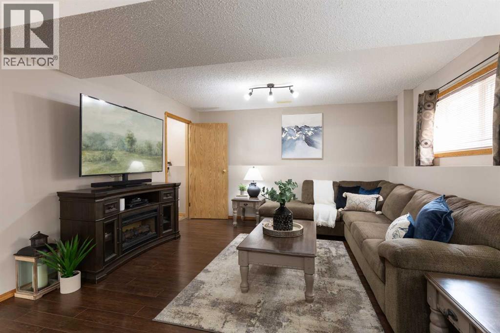 2377 Hawthorne Avenue NE - 26