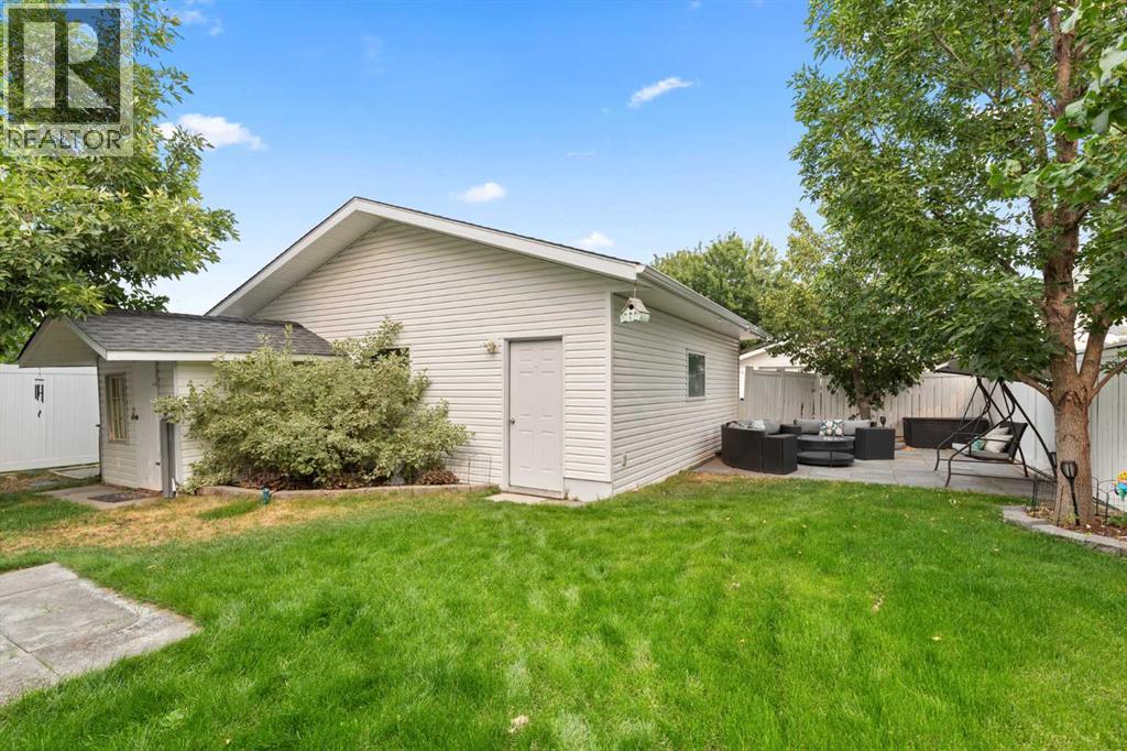 2377 Hawthorne Avenue NE - Image 44