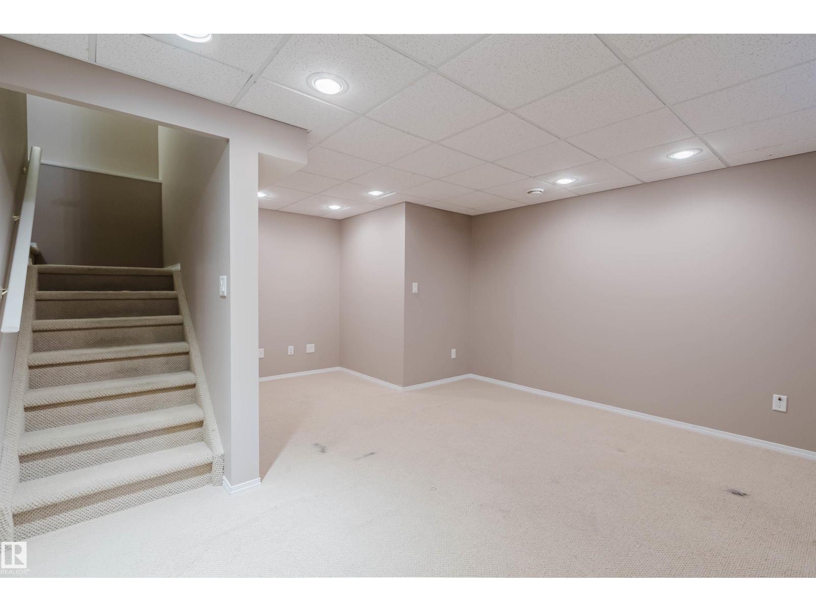 21332 89 AV NW - 20