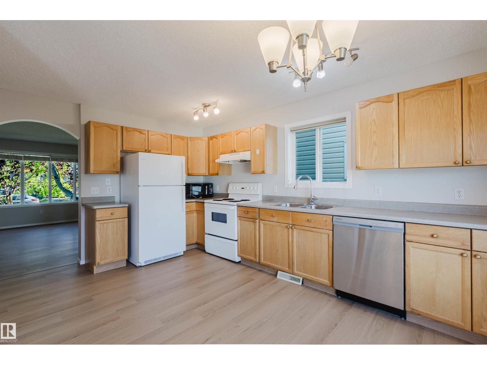 21332 89 AV NW - Image 7