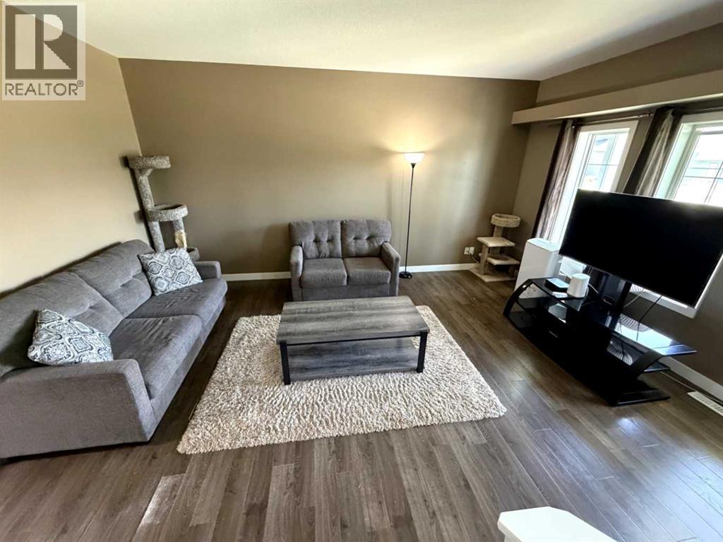 9501 88a Street - Image 3