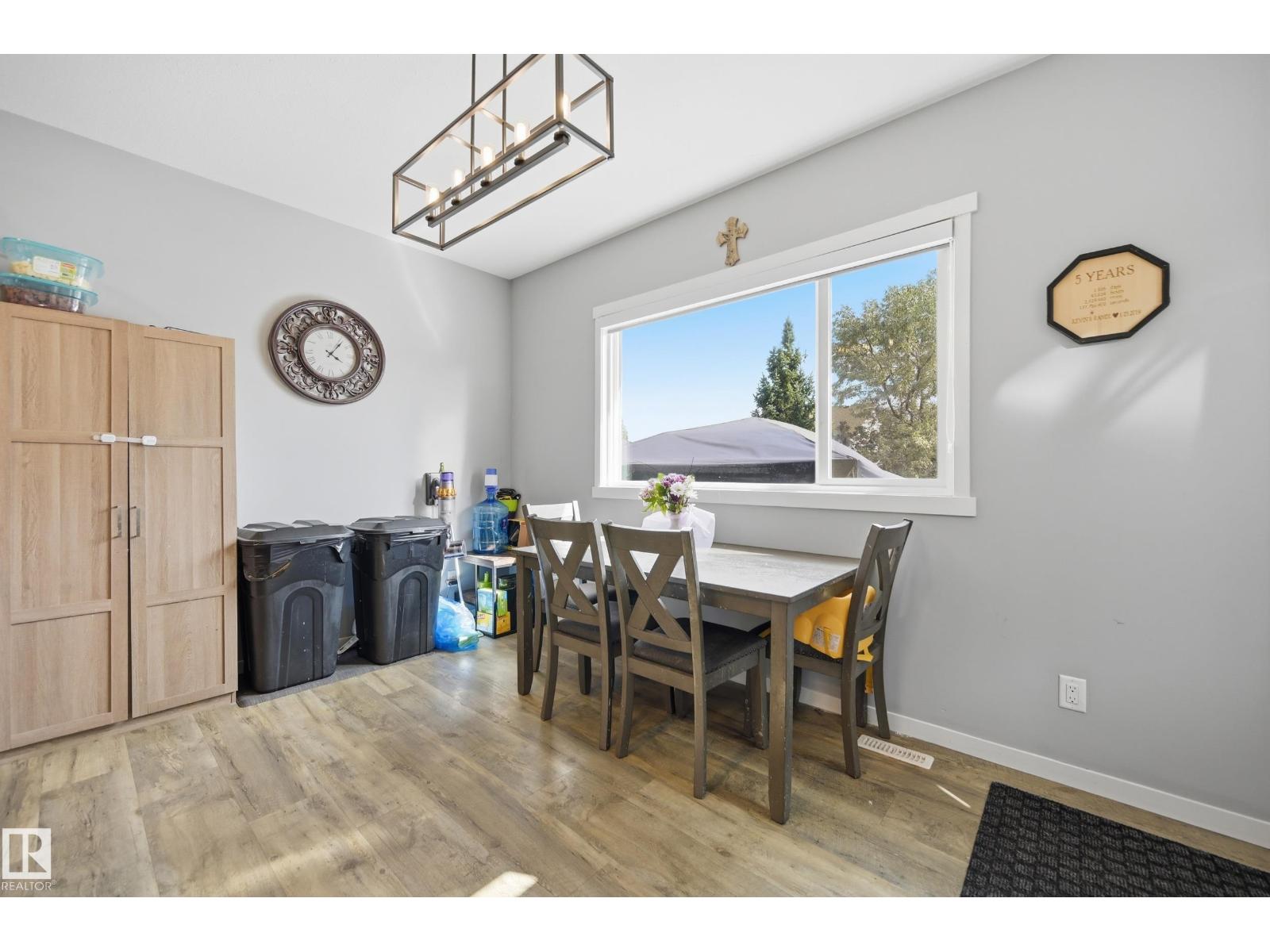22135 96 AV NW - 13