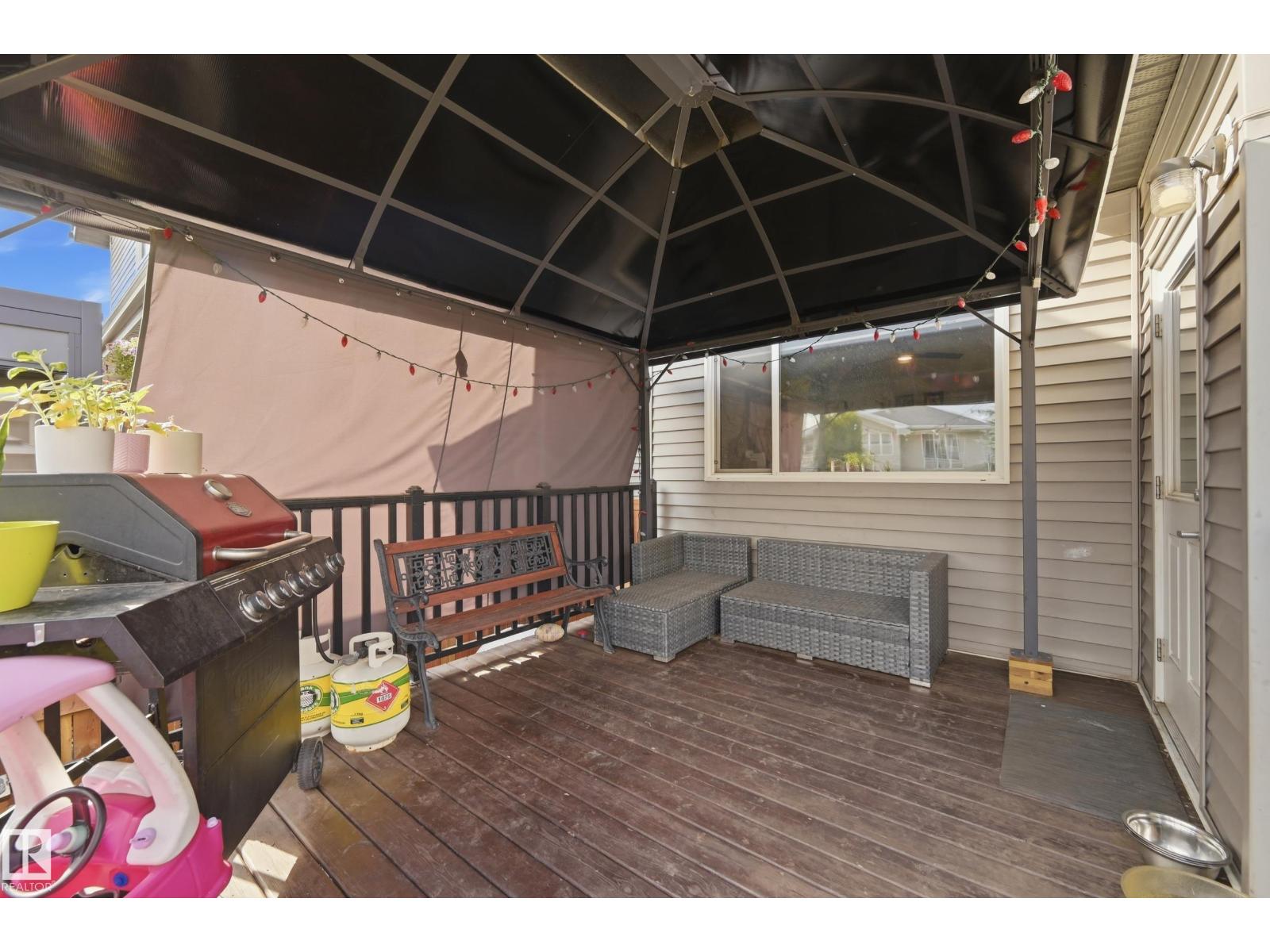 22135 96 AV NW - 42
