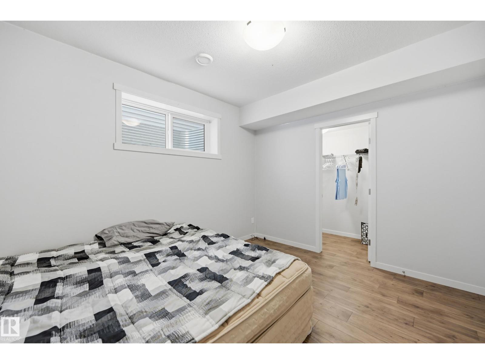 22135 96 AV NW - 37