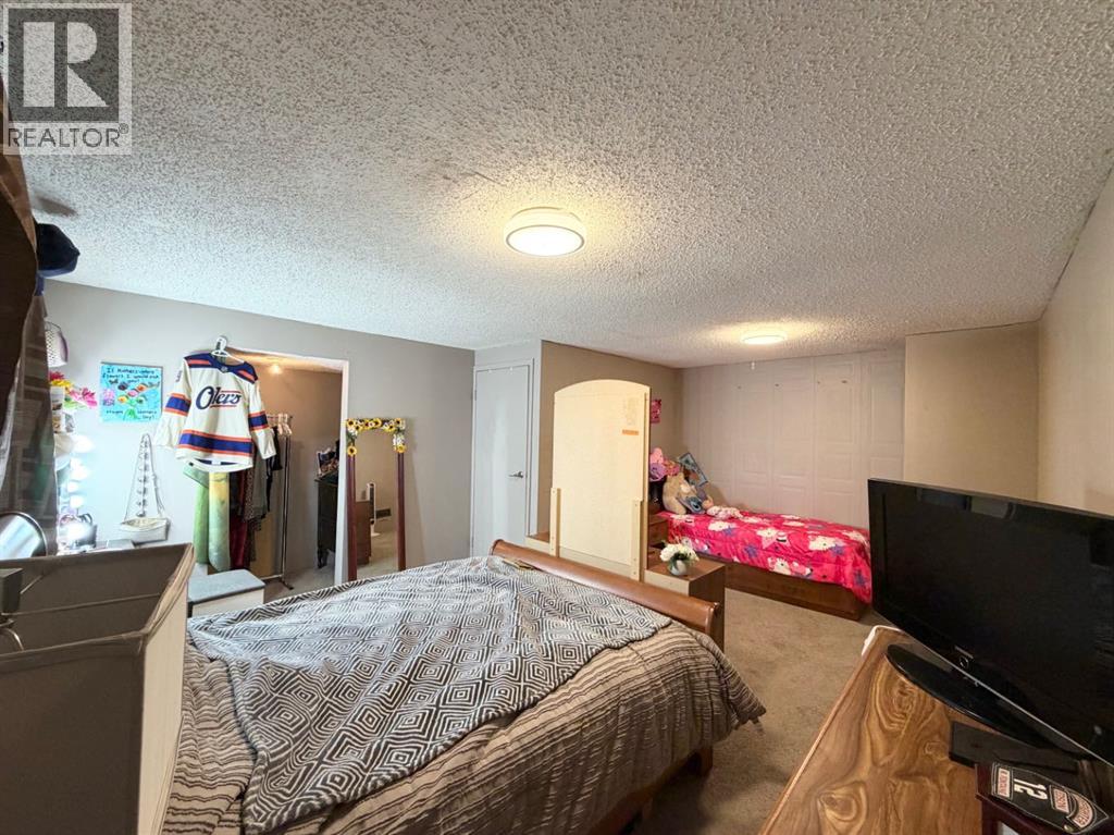 5746 9 Avenue - Image 36