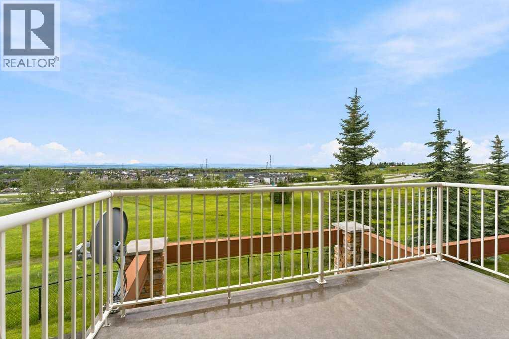 #11 133 Rockyledge View NW - 30
