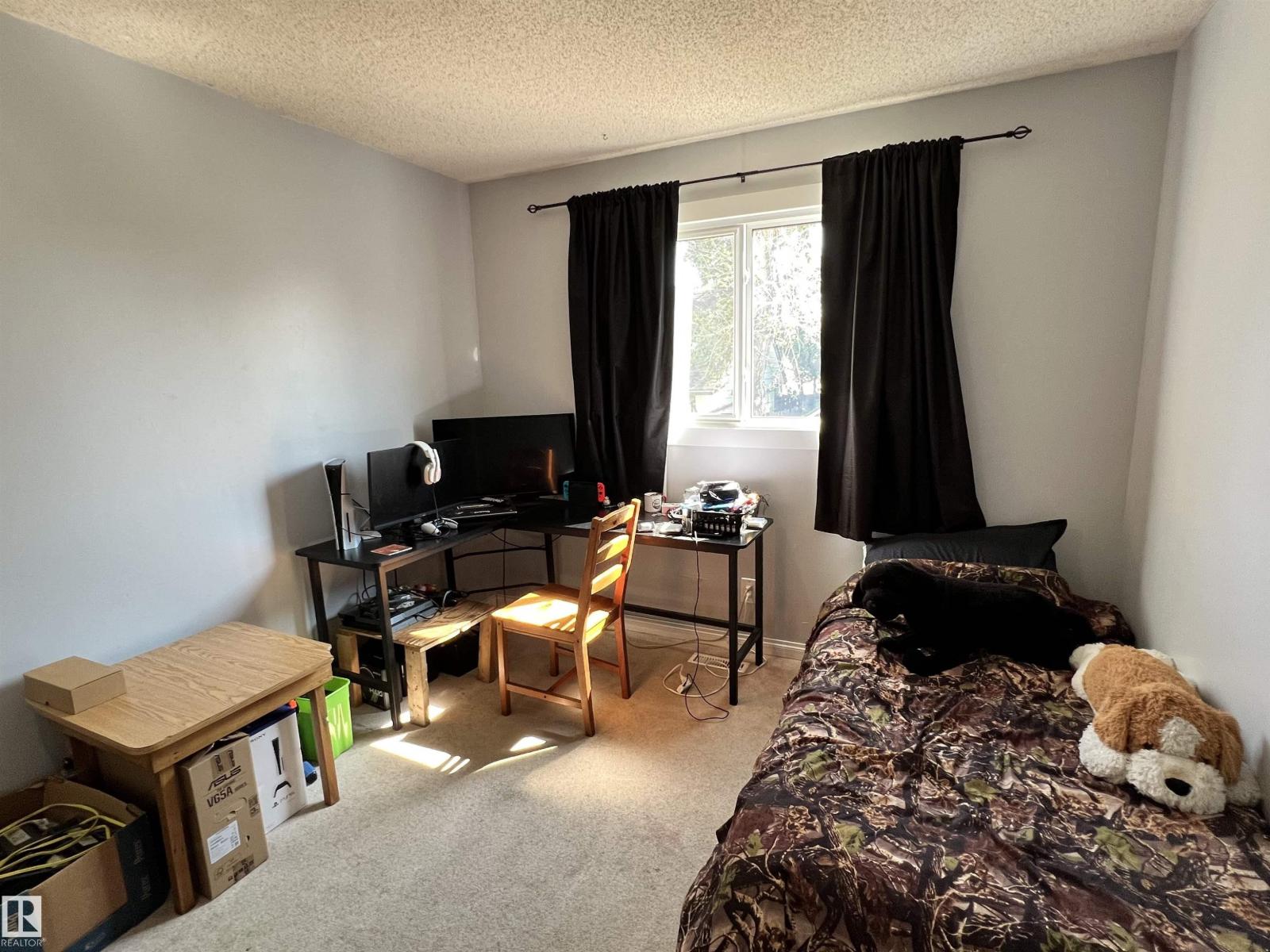 9305 97 AV - Image 13