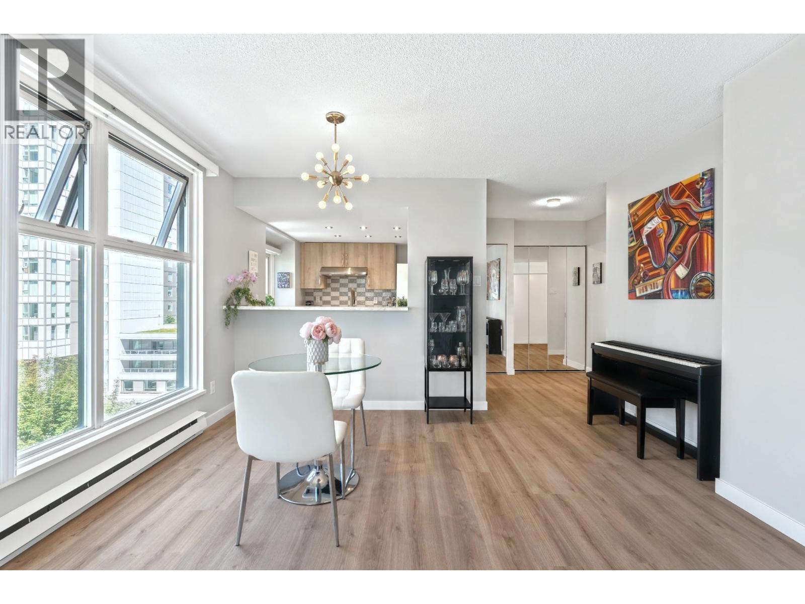 1 Bed, 1 Bath House for Sale in Vancouver – B901 1331 HOMER STREET, Vancouver – MLS# R3152817 - Image 5