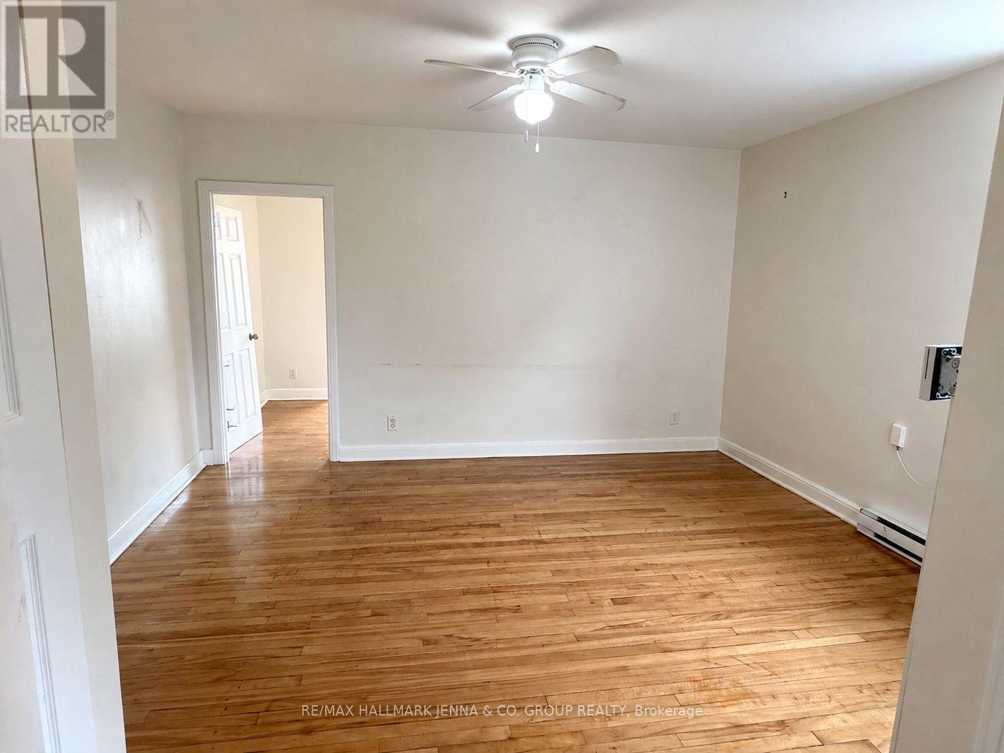 1 Bed, 1 Bath Multi-Family for Rent in Ottawa – 211 HANNAH STREET, Ottawa – MLS# X13654762 - Image 11