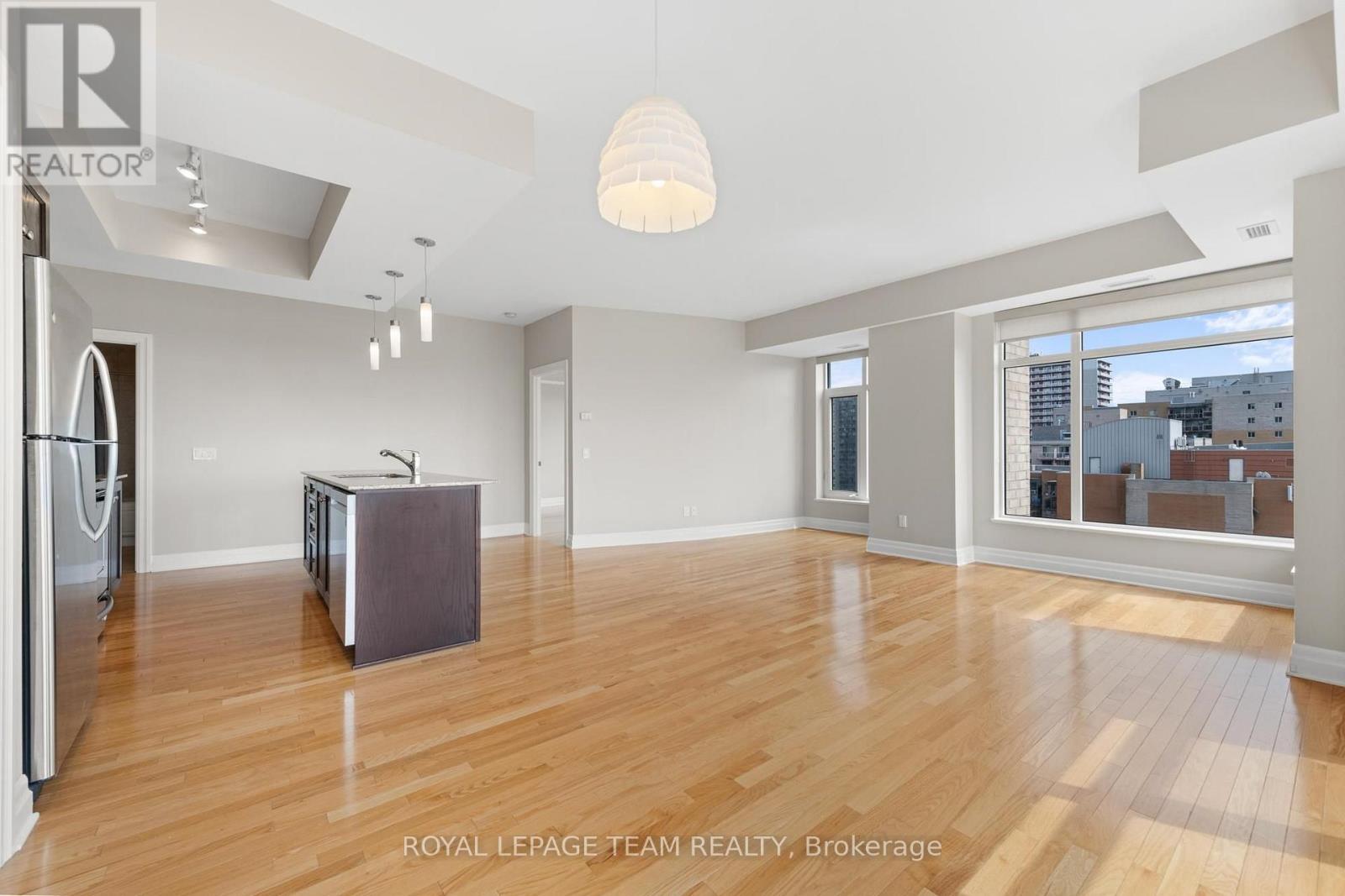 #1003 245 KENT STREET N - 17