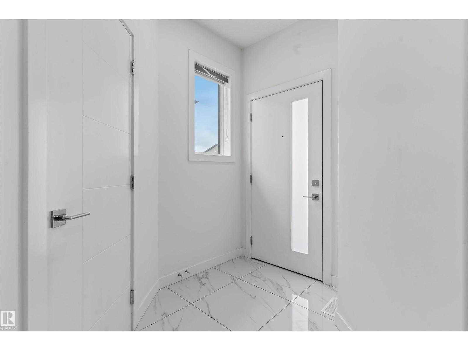3606 41 AVE - 3