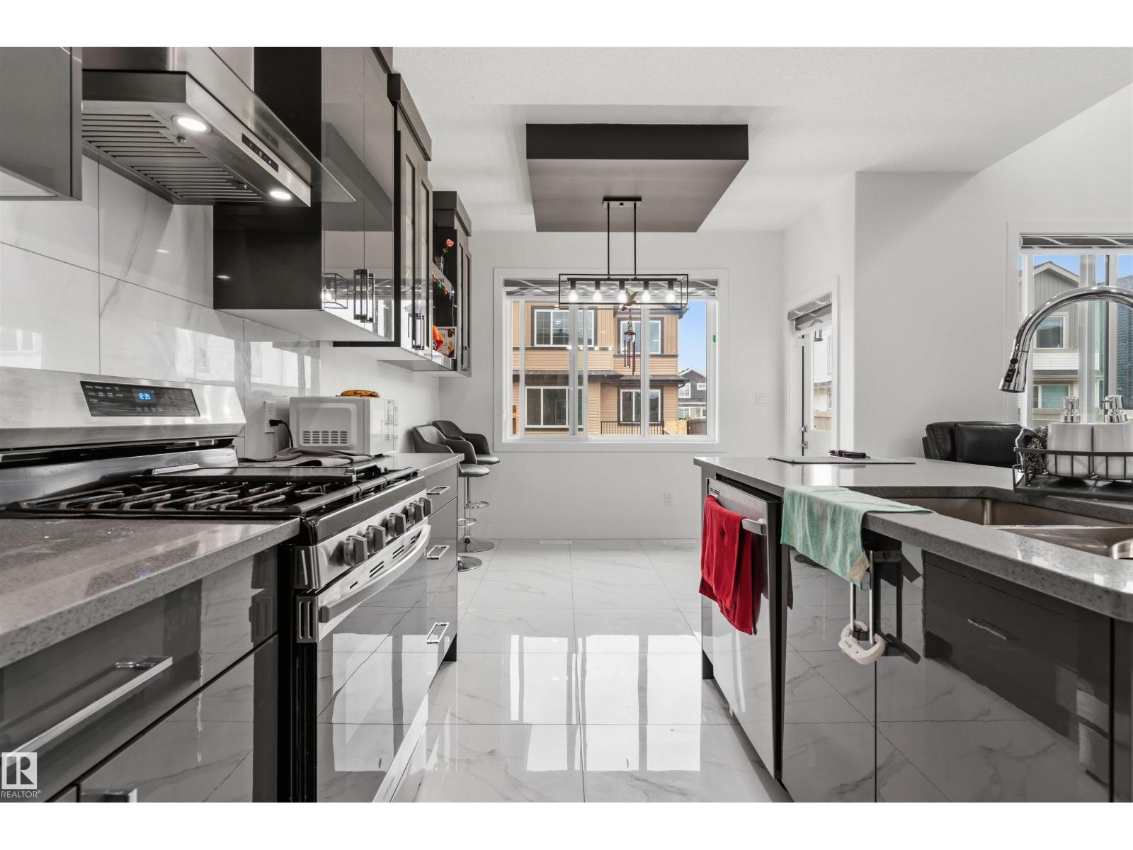 3606 41 AVE - Image 10