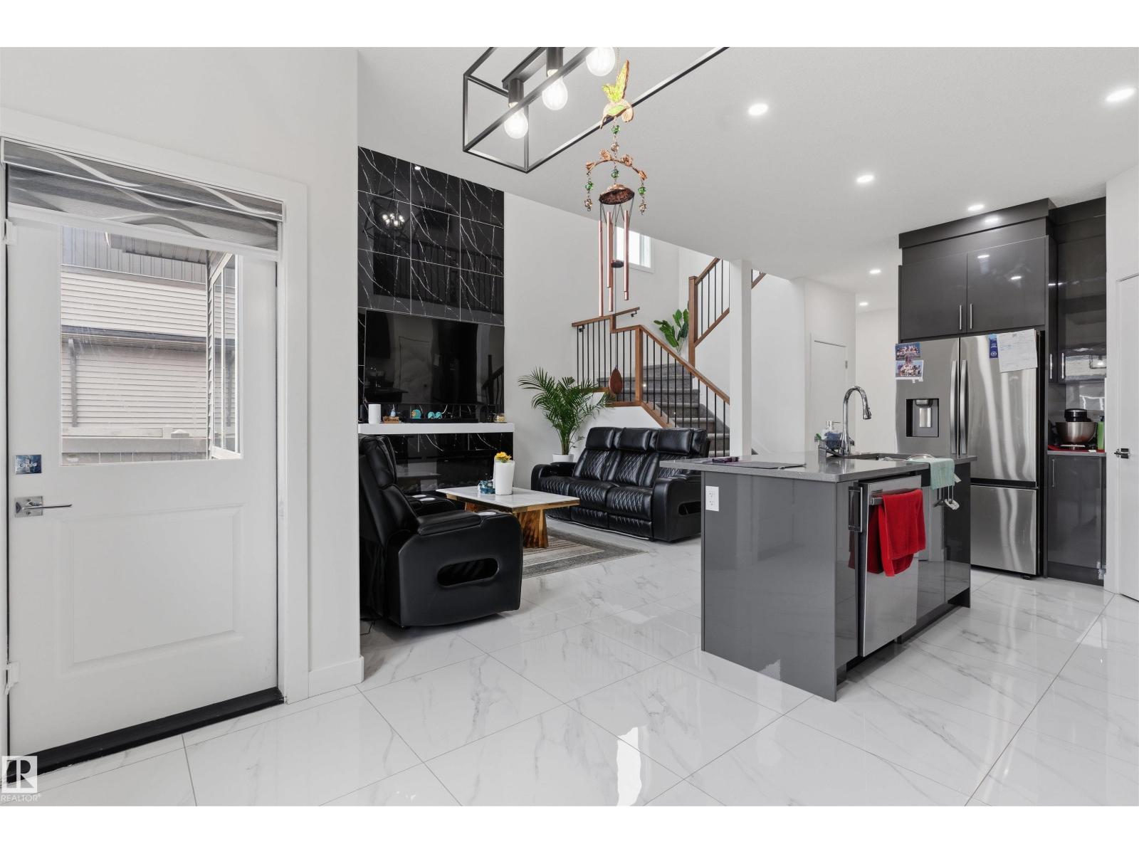 3606 41 AVE - Image 14