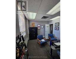 305 - 101 Dundas Street W, Whitby, ON L1N2M2 Photo 7