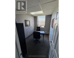 305 - 101 Dundas Street W, Whitby, ON L1N2M2 Photo 8