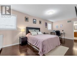 93 Greenwood Road, Whitchurch Stouffville, ON L4A0N8 Photo 20