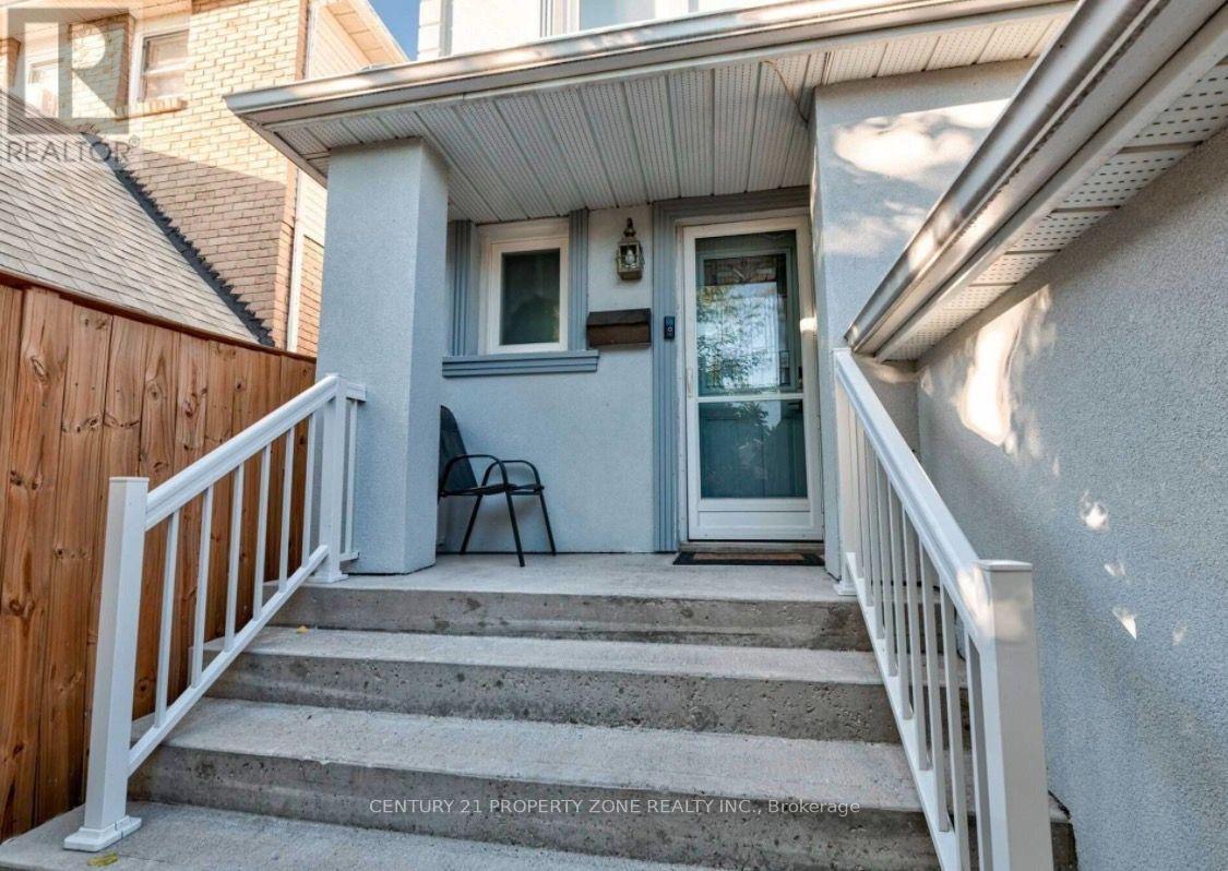6 ROEHAMPTON CRESCENT W, Brampton (Brampton South) — photo 3
