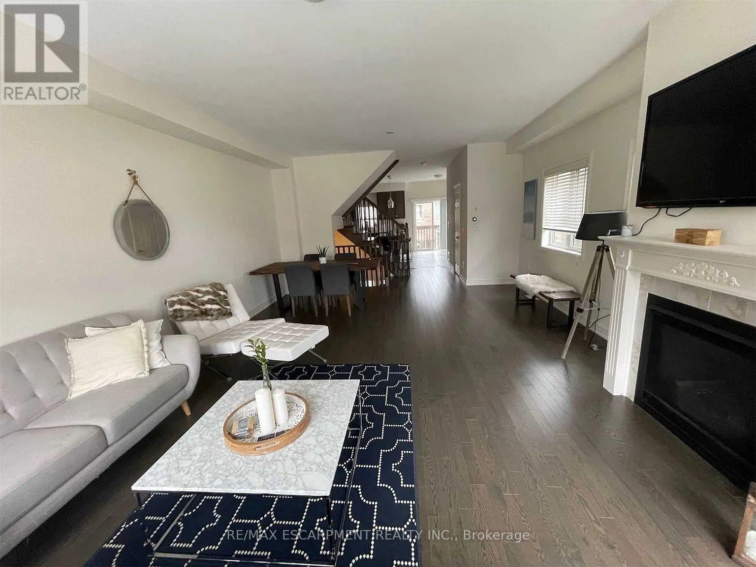 3930 TUFGAR CRESCENT - 4