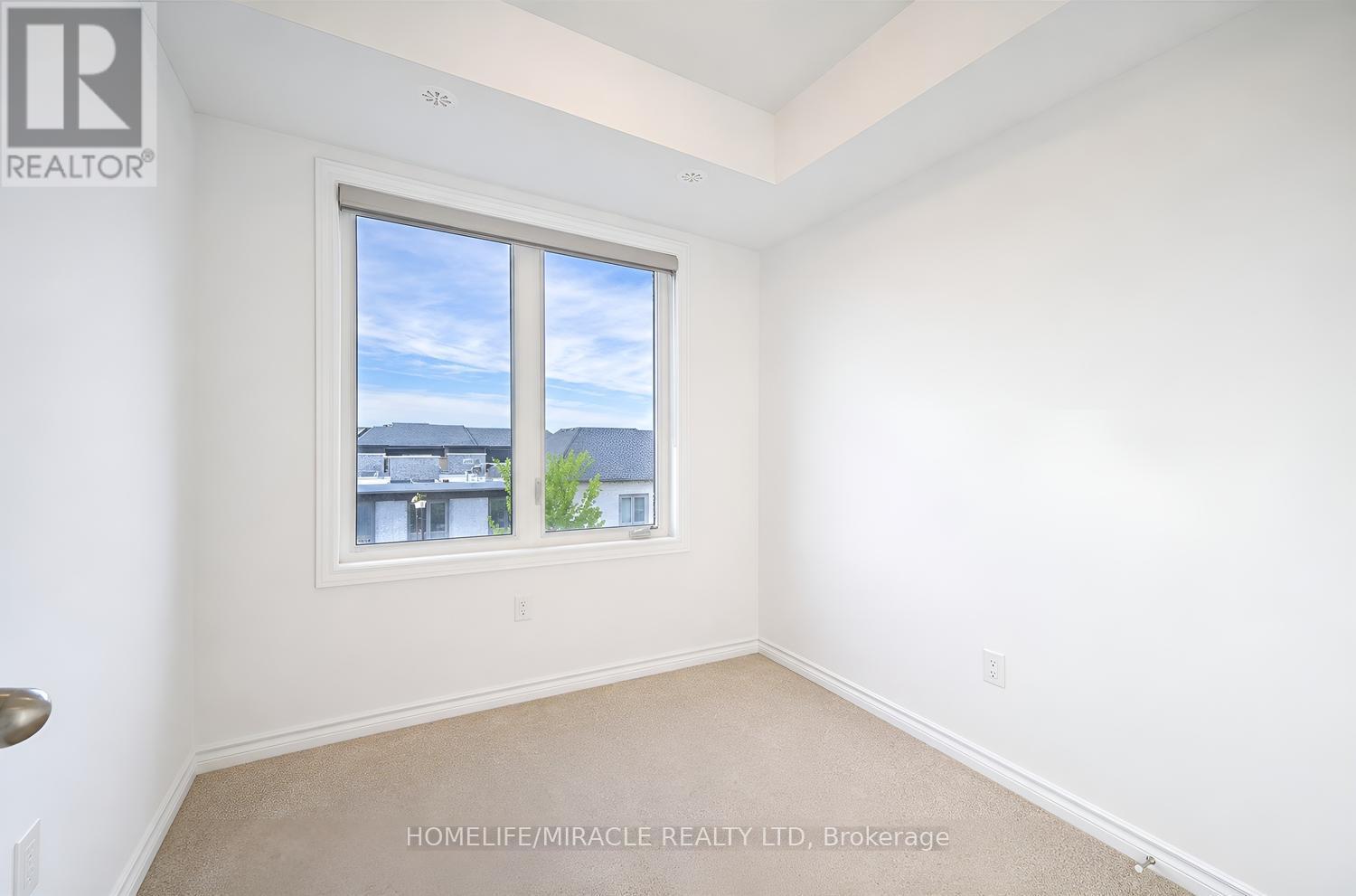 415 DOUGALL AVENUE - 17
