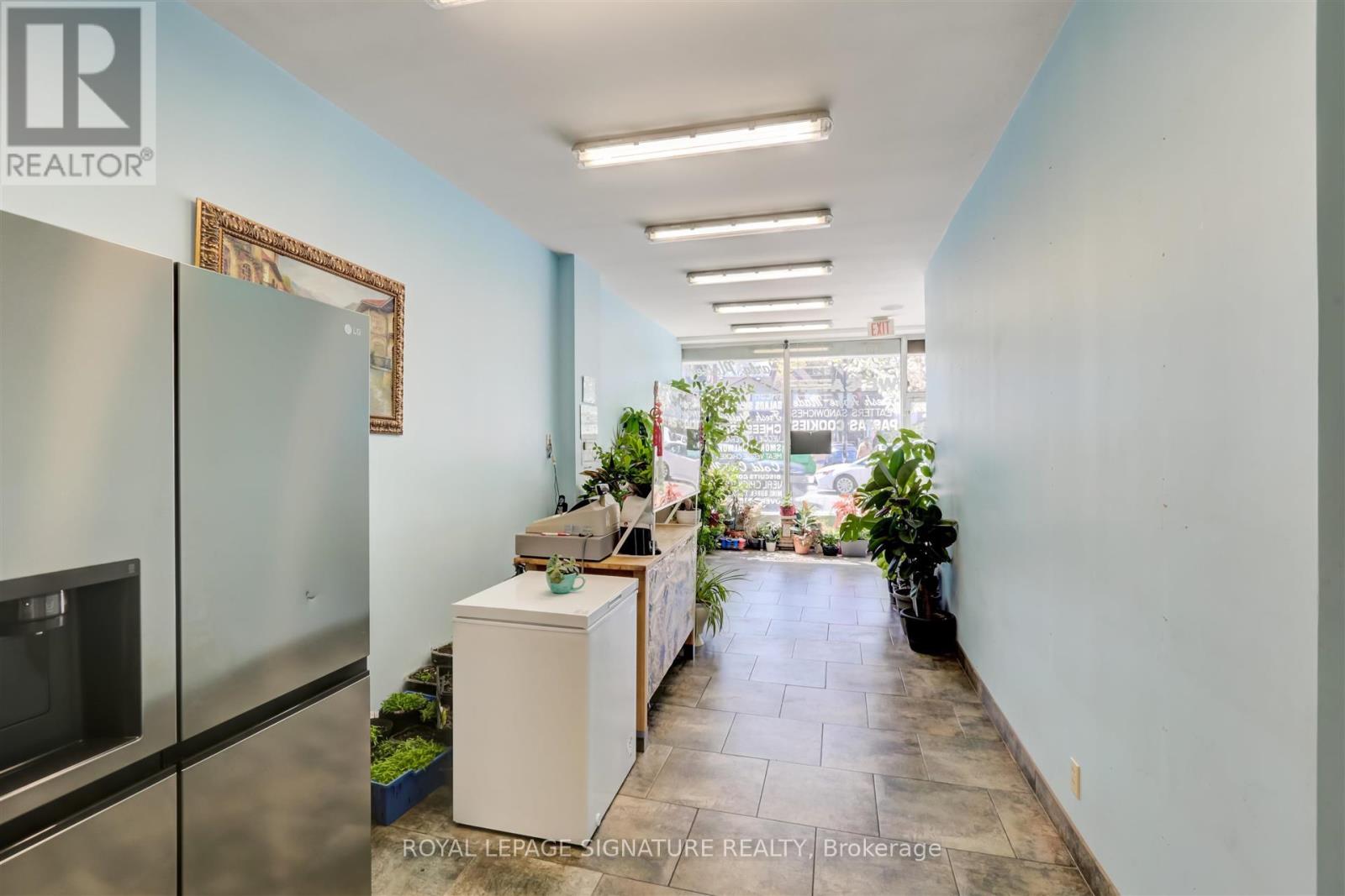 3142 DUNDAS STREET W - 15