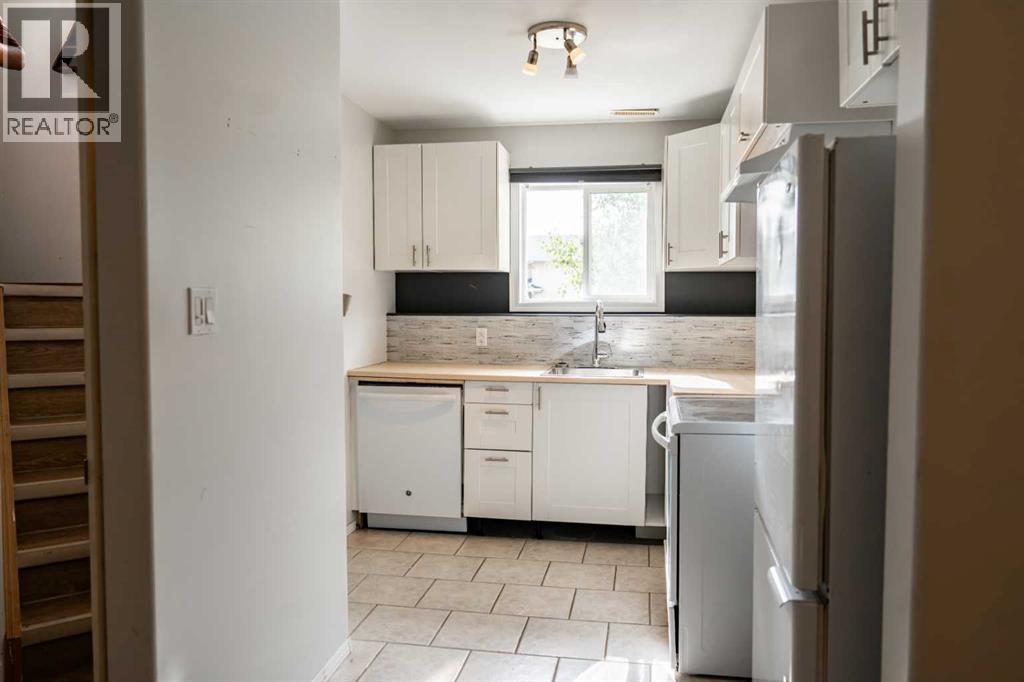 382 Skogg Avenue - Image 14