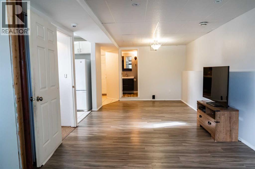 382 Skogg Avenue - 17