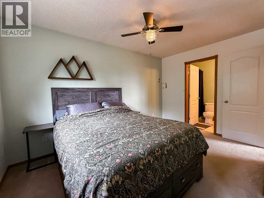 382 Skogg Avenue - 9