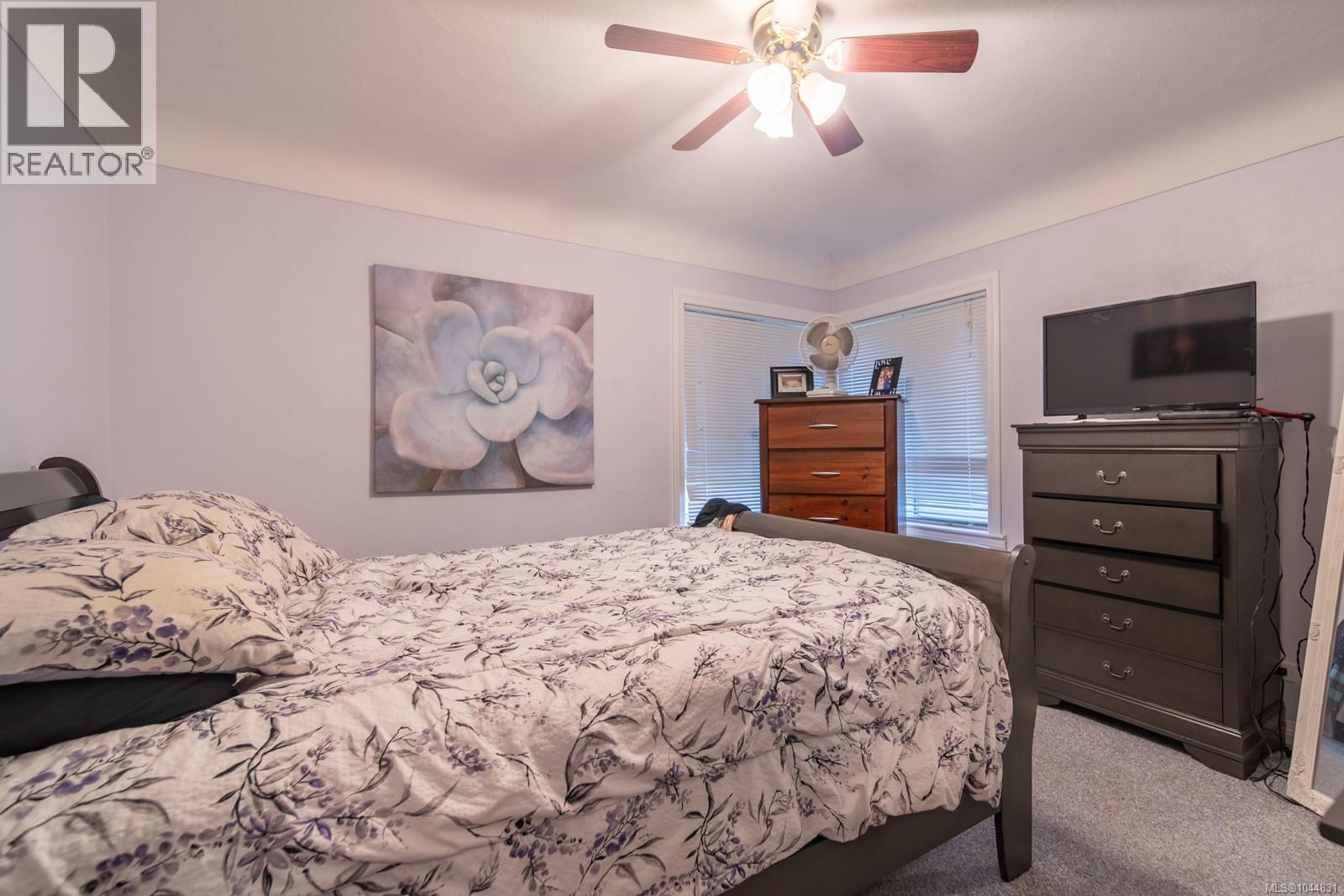 611 First St - Image 13