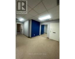 300 - 101 Dundas Street W, Whitby, ON L1N2M2 Photo 12