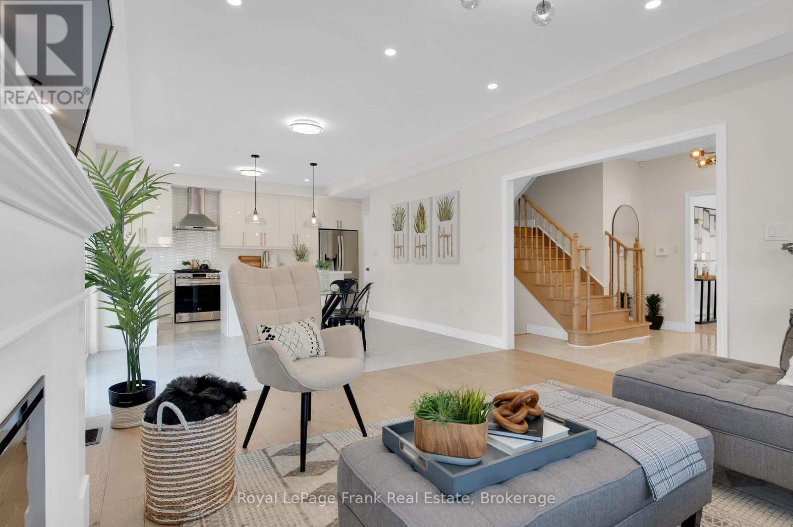 3B GEORGE STREET - 15