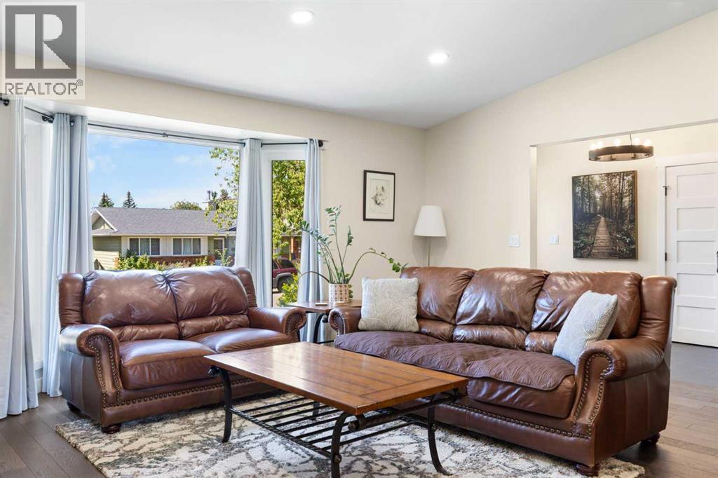 44 Sunmount Crescent Southeast - Photo 7