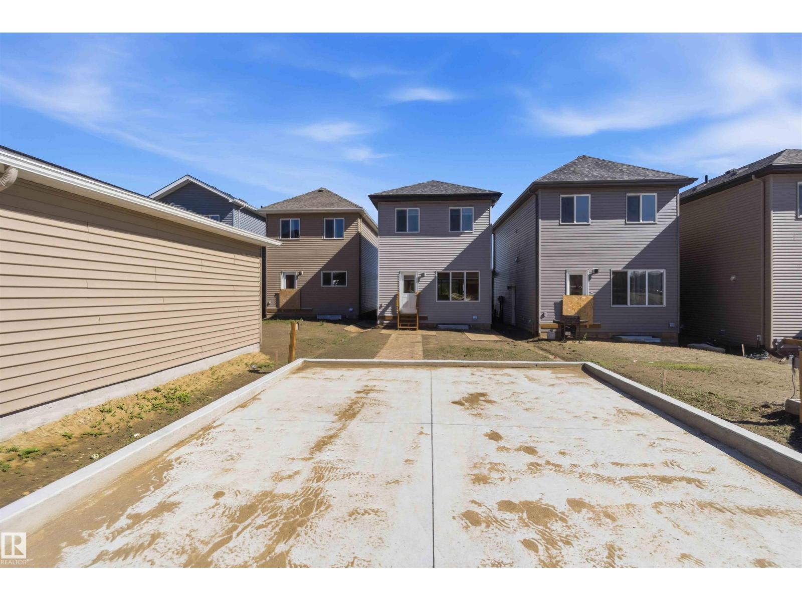 4582 WARBLER LO NW - 52