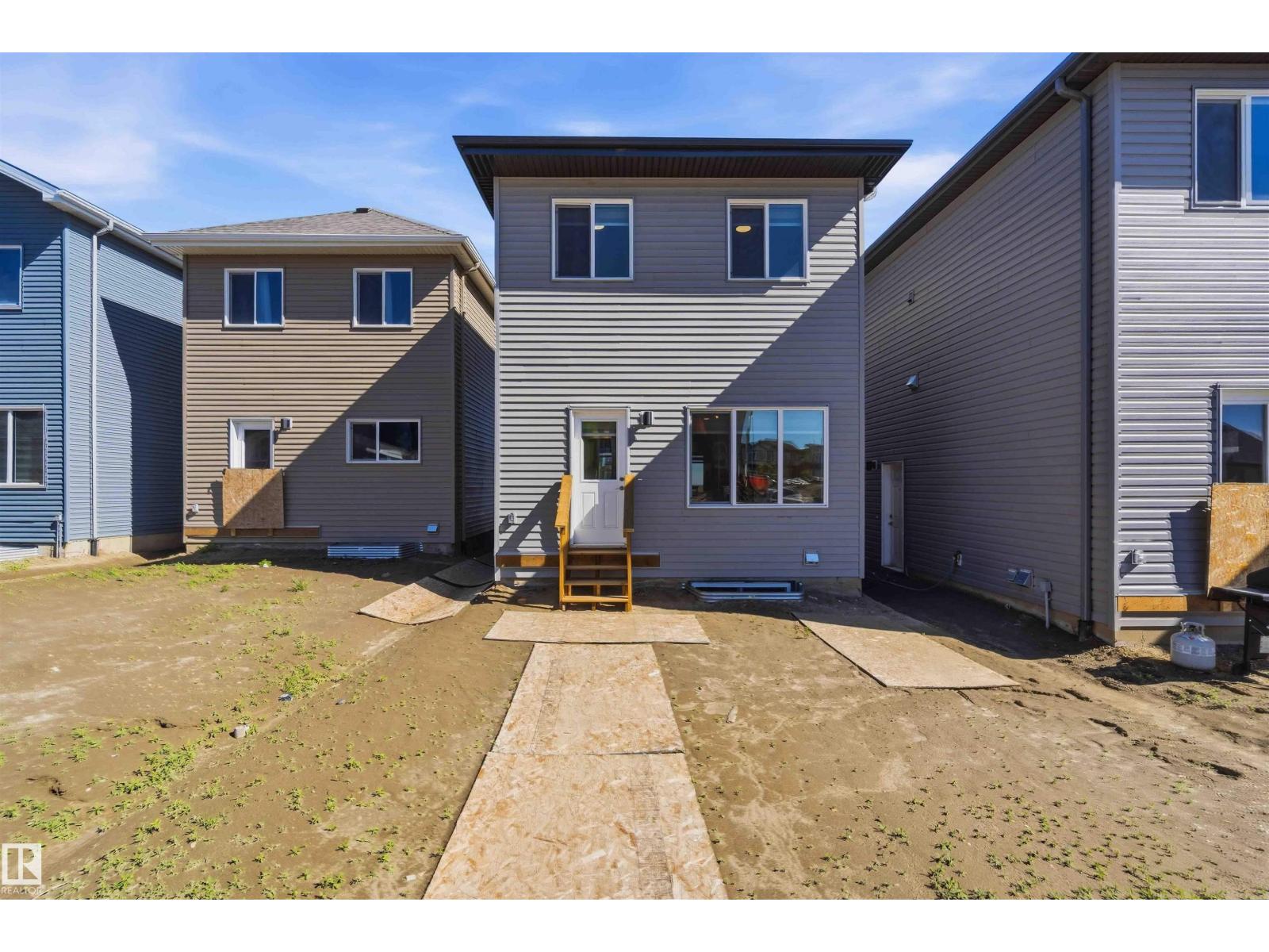 4582 WARBLER LO NW - 53