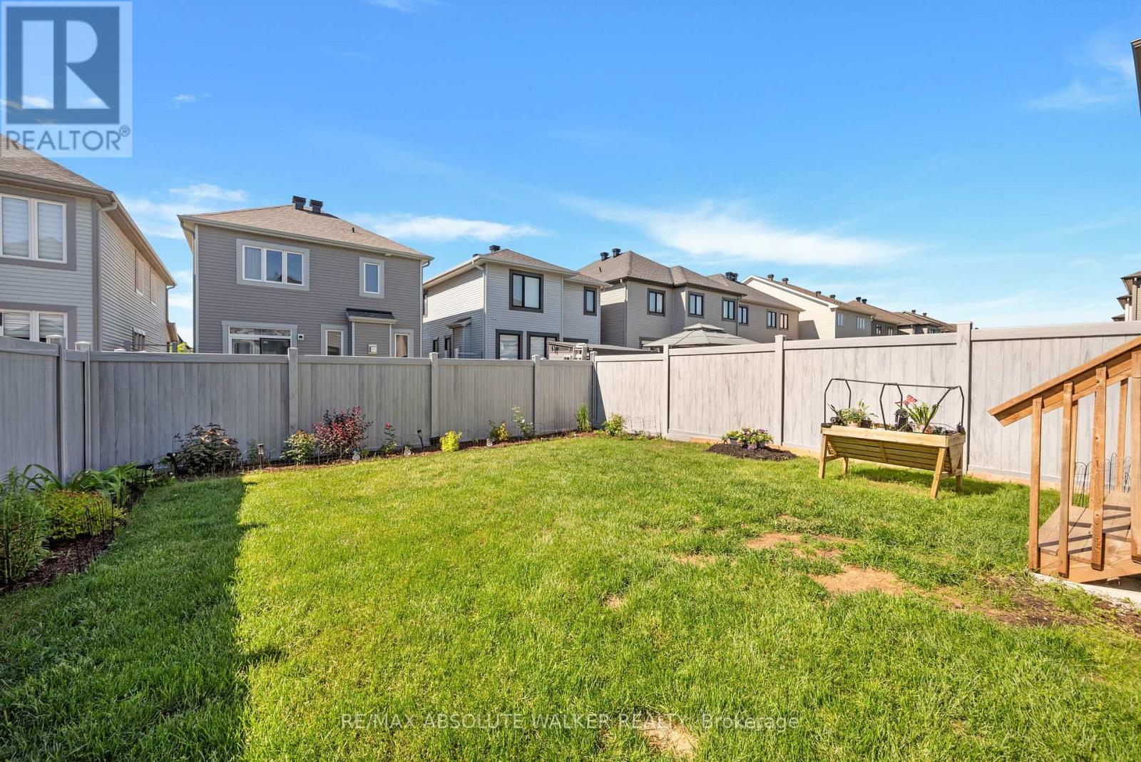 3 Bed, 3 Bath House for Sale in Ottawa – 728 PERSEUS AVENUE, Ottawa – MLS# X13654818 - Image 32